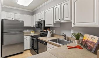 2100 LANGSTON Blvd 237, Arlington, VA 22201