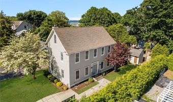 42 Camden Rd, Narragansett, RI 02882