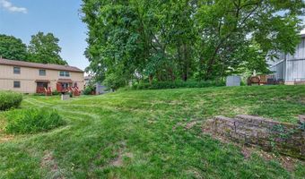 2358 Hidden Meadow Ln, Ballwin, MO 63021