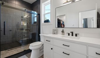 202 NW Thurston Ave, Bend, OR 97703