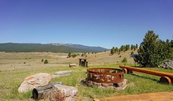 149 Saladon Rd, Angel Fire, NM 87710