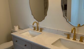 136 Kensington Way, Aberdeen, NC 28315