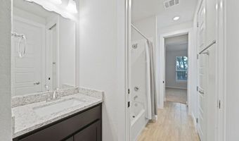 136 Wildrose Hl, Boerne, TX 78006