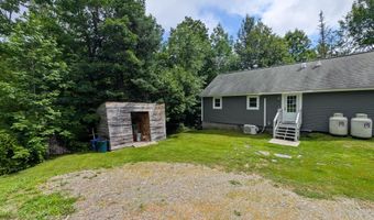 87 West Rd, Abbot, ME 04406