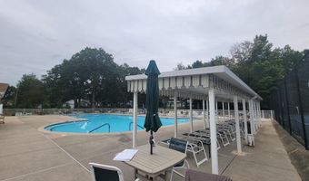 9 DOVE TREE Ct, Barnegat, NJ 08005
