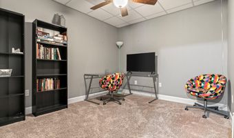 100 LANE PARK Dr, Alabaster, AL 35114