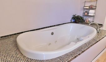 199 Swartz Rd, Altoona, PA 16601