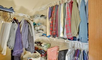 1201 10th Avenue Pl SE, Altoona, IA 50009