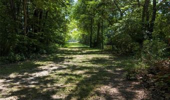 7572 Best Ln, Alhambra, IL 62001
