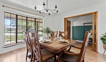 2208 Hickory Dr, Ardmore, OK 73401