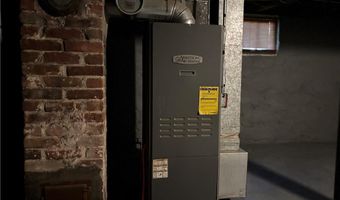 164 Bay Spring Ave, Barrington, RI 02806