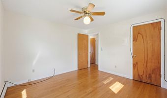 145 Glenwood Dr, North Kingstown, RI 02852
