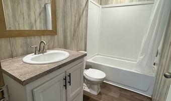 2428 Gibson Rd, Albany, GA 31705