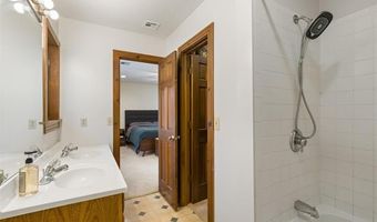 2632 Williamsburg St, Bartlesville, OK 74006
