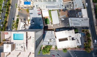 1911 Kalakaua Ave #406, Honolulu, HI 96815