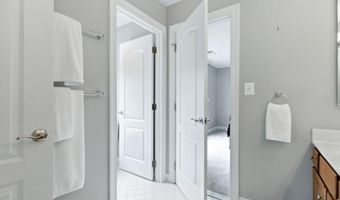 24198 HEATHER FIELD Ct, Aldie, VA 20105
