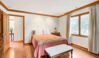 616 W Park St, Arlington Heights, IL 60005