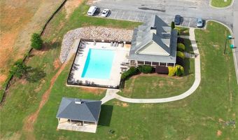 10 Castlemoor Loop, Adairsville, GA 30103