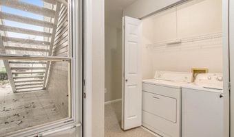 1631 Weatherstone Dr, Ann Arbor, MI 48108