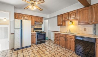 9709 Laurence Ave, Allen Park, MI 48101