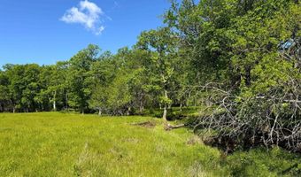 913 N 100 Rd, Baldwin City, KS 66006