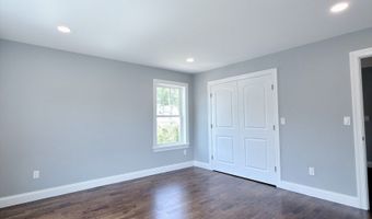 420 Greenwood St, Bridgeport, CT 06606