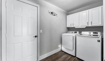 13 Greenridge Ln, Bentonville, AR 72712