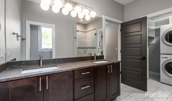 139 Linden St, Arden, NC 28704