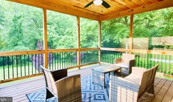 7313 BYRNELEY Ln, Annandale, VA 22003