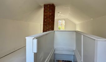 79 Middlesex Ave, Chester, CT 06412