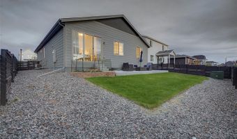 121 S Vandriver Way, Aurora, CO 80018