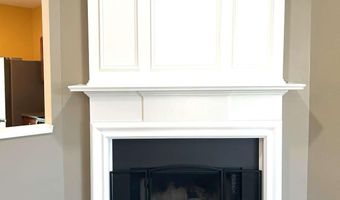 1008 Prestwyck Ct, Alpharetta, GA 30004