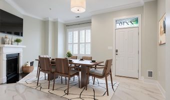 2216 MAIN LINE Blvd, Alexandria, VA 22301