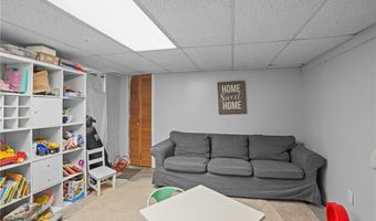 63 Taft St, Cranston, RI 02905