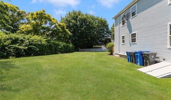 208 W View Rd, Middletown, RI 02842