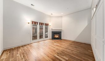 140 Ashley Mews Dr, Ann Arbor, MI 48104