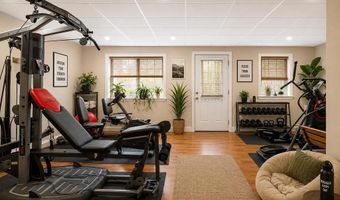22 Lakewood Dr, Alton, NH 03810