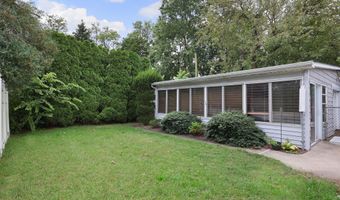 23 Mathiasen Pl, Aberdeen, NJ 07747