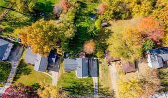 830 S Parkview Dr, Aurora, OH 44202