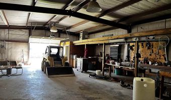 138956 EW 10, Beaver, OK 73932