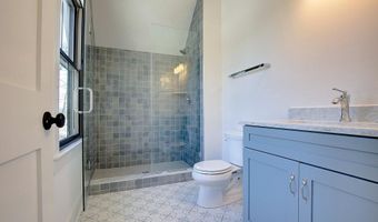 45 A E LAKE Dr, Annapolis, MD 21403