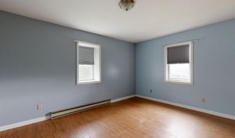 445 W River Rd, Augusta, ME 04330