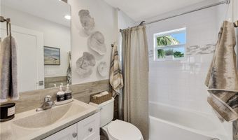 1727 Danford St, Naples, FL 34112