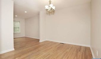 90 Elm St, Allendale, NJ 07401