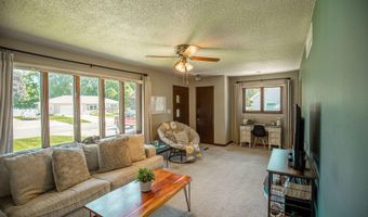 1426 E Lucas St, Algona, IA 50511