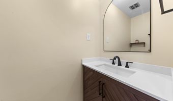93 Idlebrook Ln, Aberdeen, NJ 07747