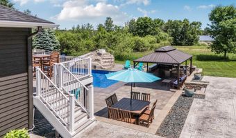 32712 182nd Ave, Avon, MN 56310