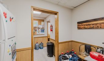 975 5th St, Elko, NV 89801