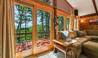 27 Moat Mountain Cir, Bartlett, NH 03812