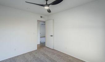 529 W MYRNA Ln, Chandler, AZ 85225